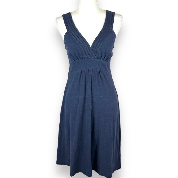 Tommy Bahama Navy Blue V-neck Dress Empire Waist Sleeveless Mini Classic Coastal - Picture 7 of 7